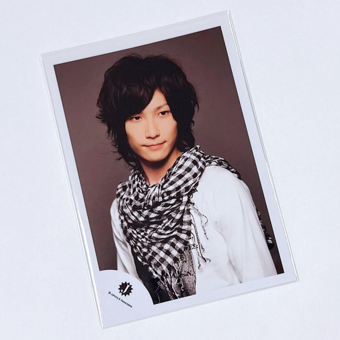 SnowMan 渡辺翔太 ジャニーズJr 公式写真 オフショ Jロゴ カラーT