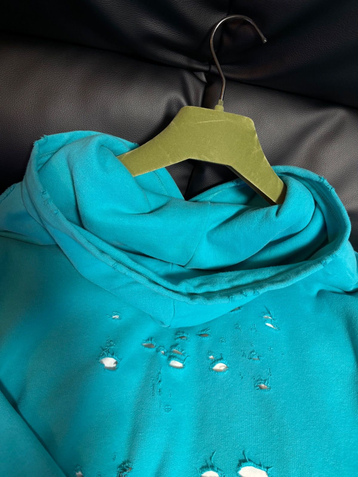 Balenciaga ダメージパーカー - メルカリ