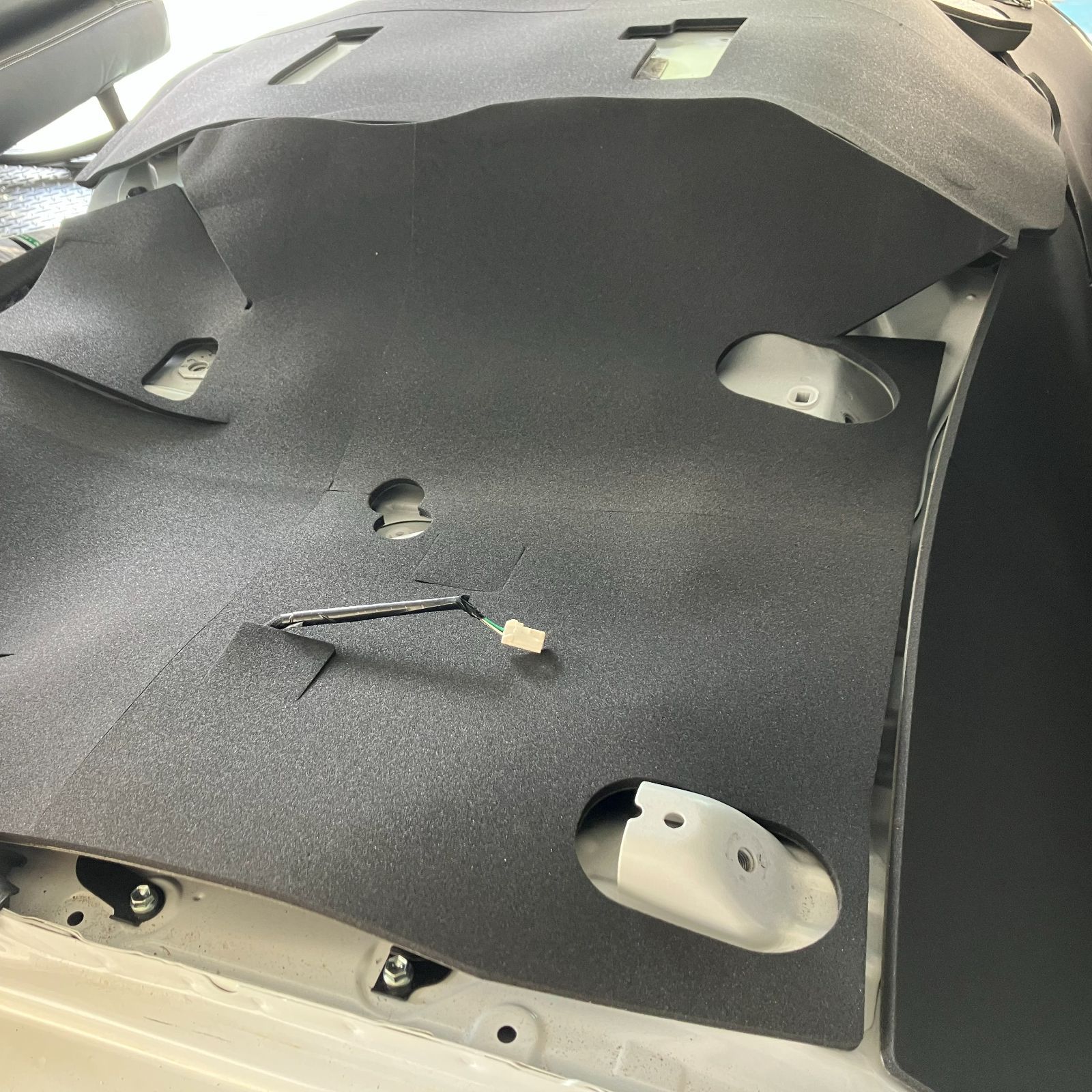 200系 ハイエース ワイドボディ用 エンジンルーム フロント 防音 断熱セット フェリソニ フェリースソニード FS-0243 設計 カット済 デッドニングシート N251019Y FFCRYSTALESIA_COM