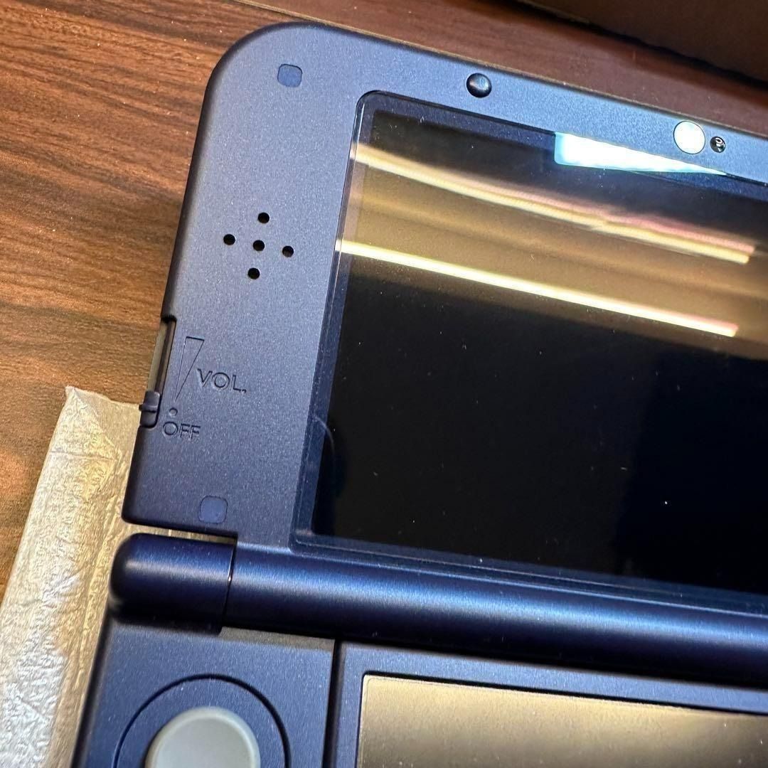 メタリックブルー