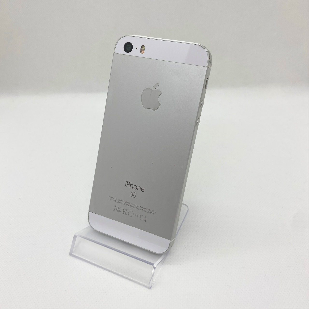 iPhone SE 64GB シルバー 8865