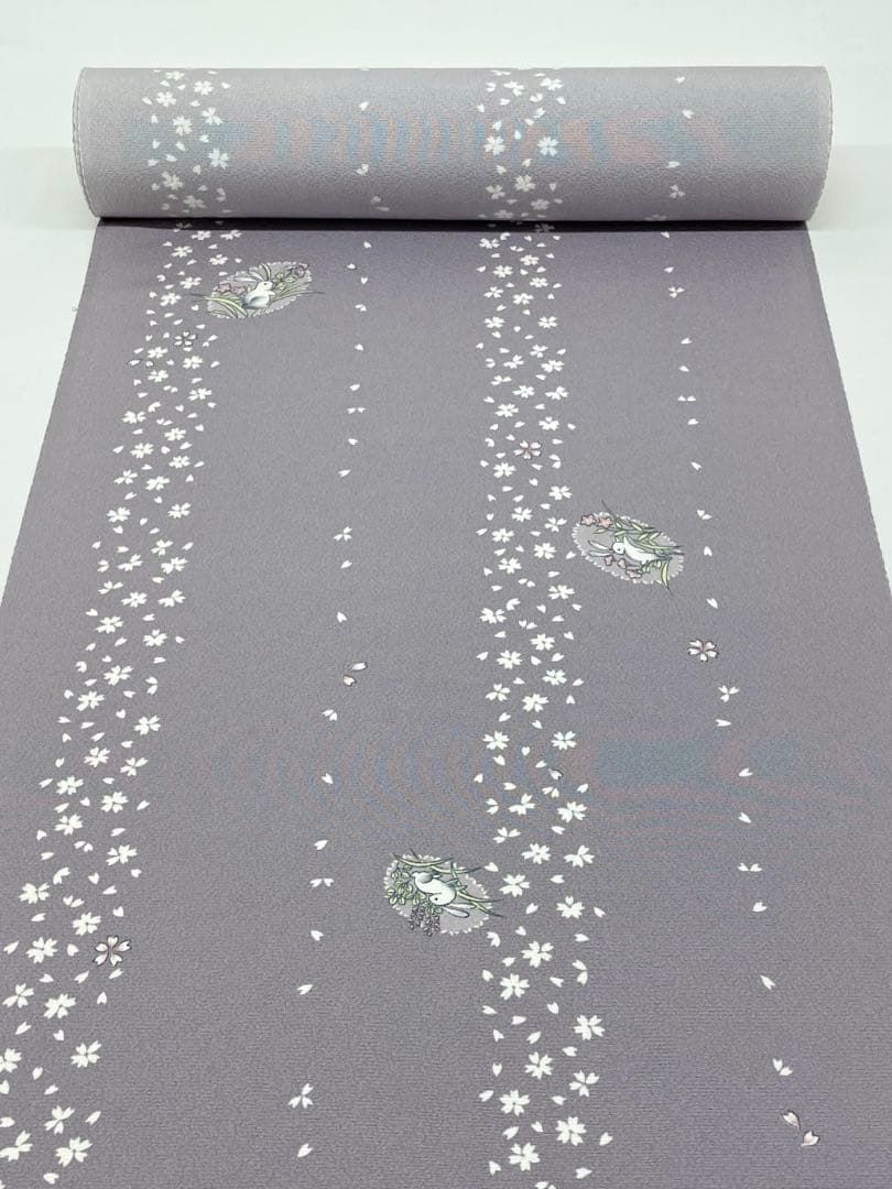 小紋 縦柄 兎 桜 紋意匠 正絹 反物 - メルカリ