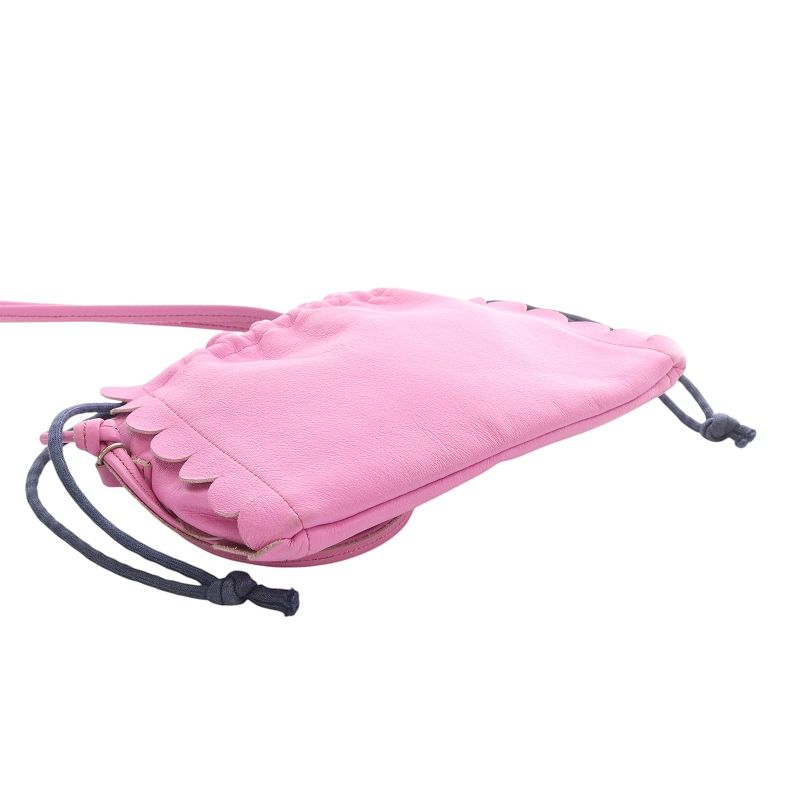siwsin　siwninラドロー スカラップバッグ ピンク 新品 ラドロー スカラップ レザー ショルダーバッグ ピンク - メルカリ