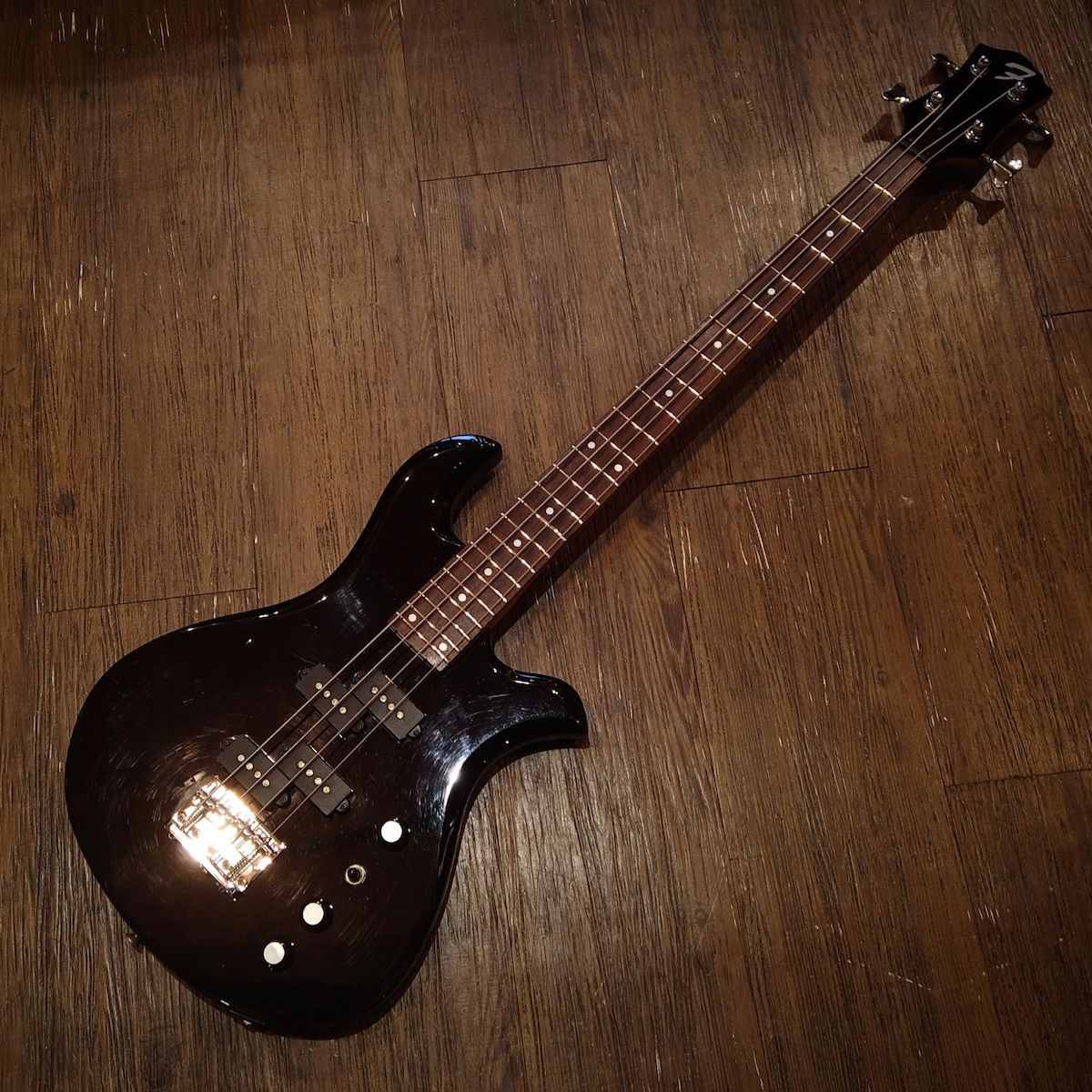 Founder ファウンダー イーグルシェイプ エレキベース Electric
