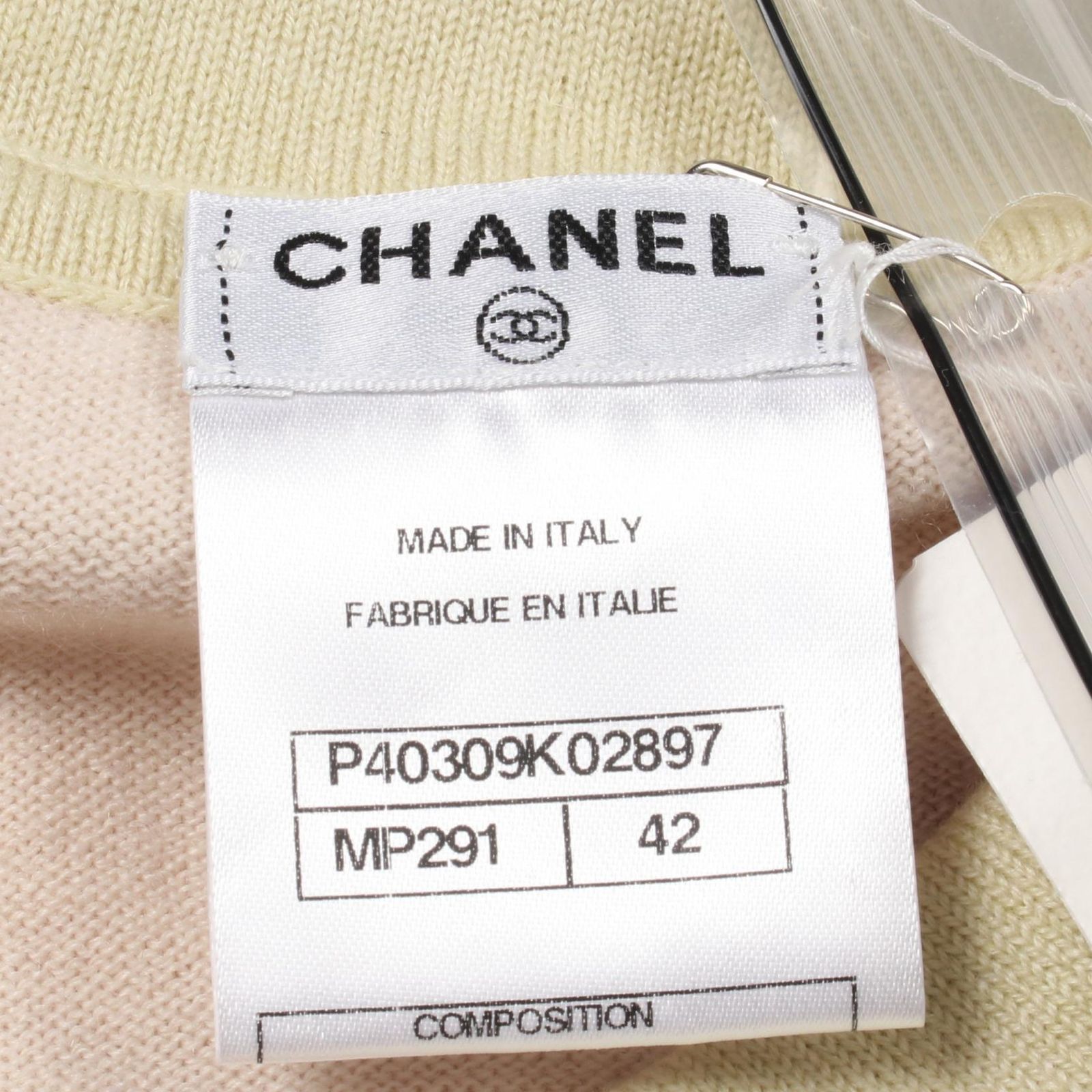 CHANEL ピンクベージュ ストール　CoCoマーク　未使用 2022年 新作 CHANEL シャネル ストール ココマーク 大判ストール