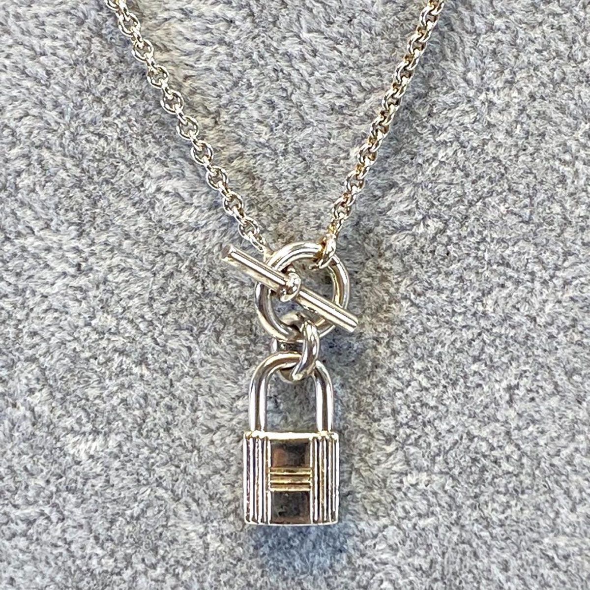 HERMES アミュレット ケリー カデナ ネックレス シルバー 9632 HERMES エルメス アミュレット ケリー カデナ ペンダント