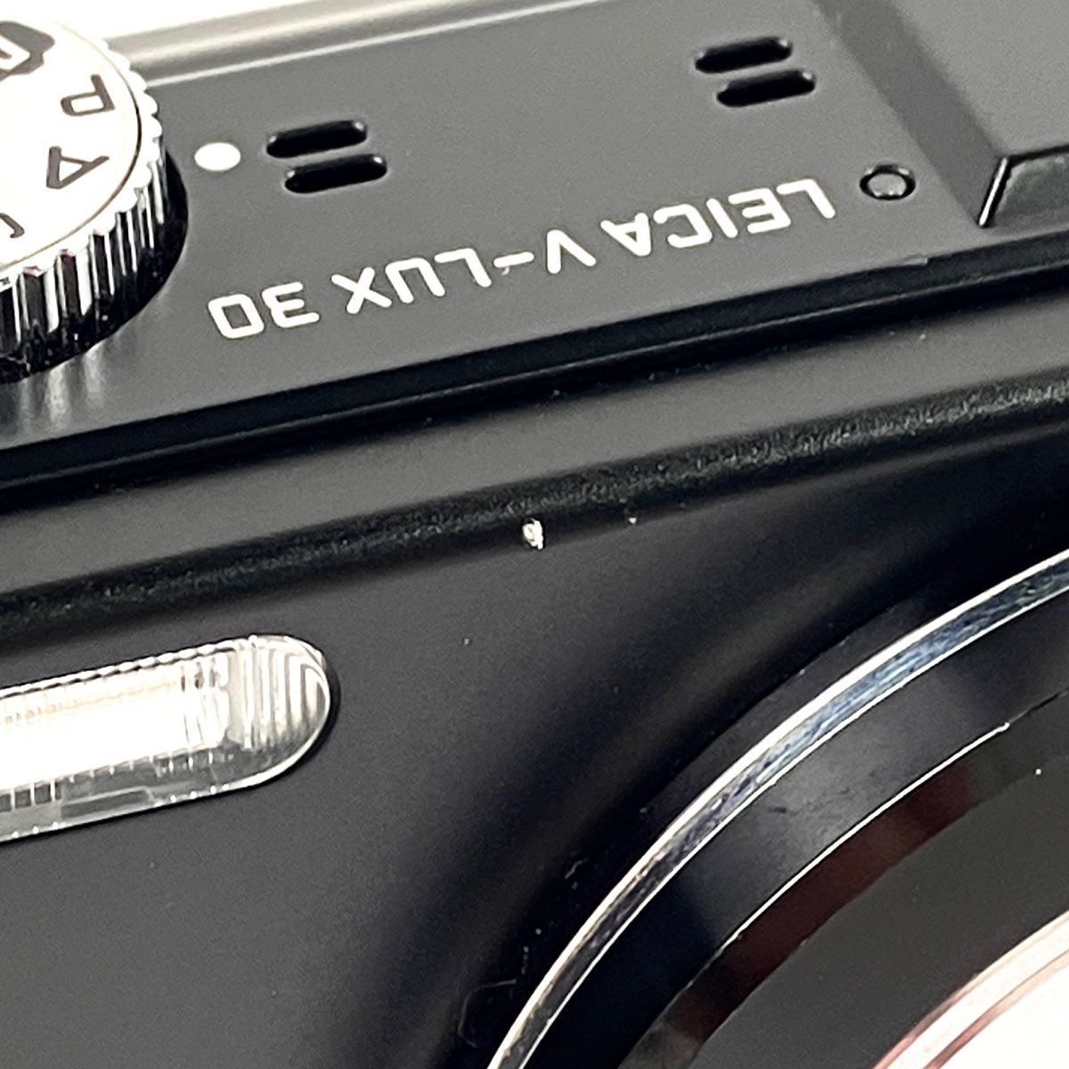 LEICA