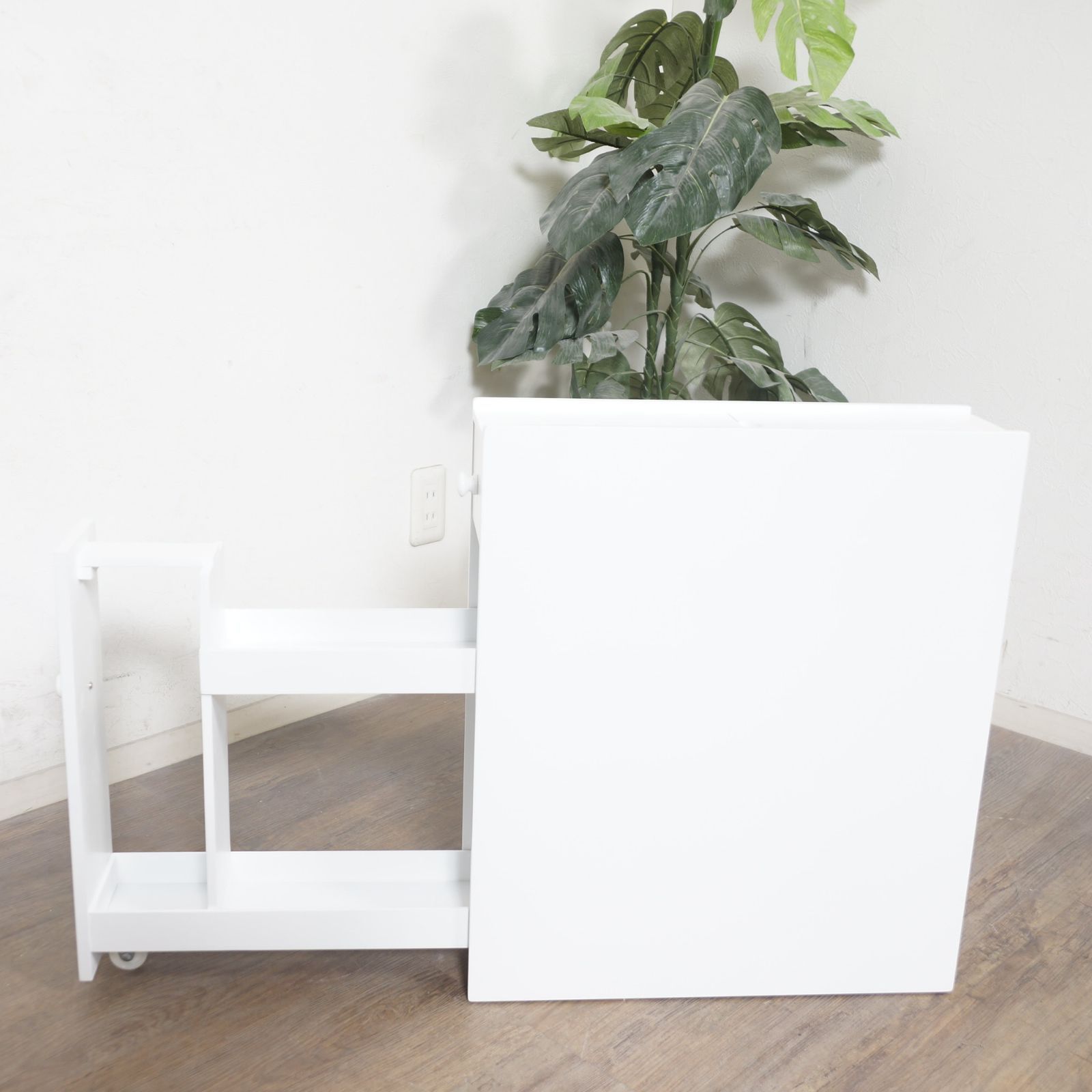 送料無料 Y 【新品】すき間にピッタリ スリムトイレラック 幅14cm 省