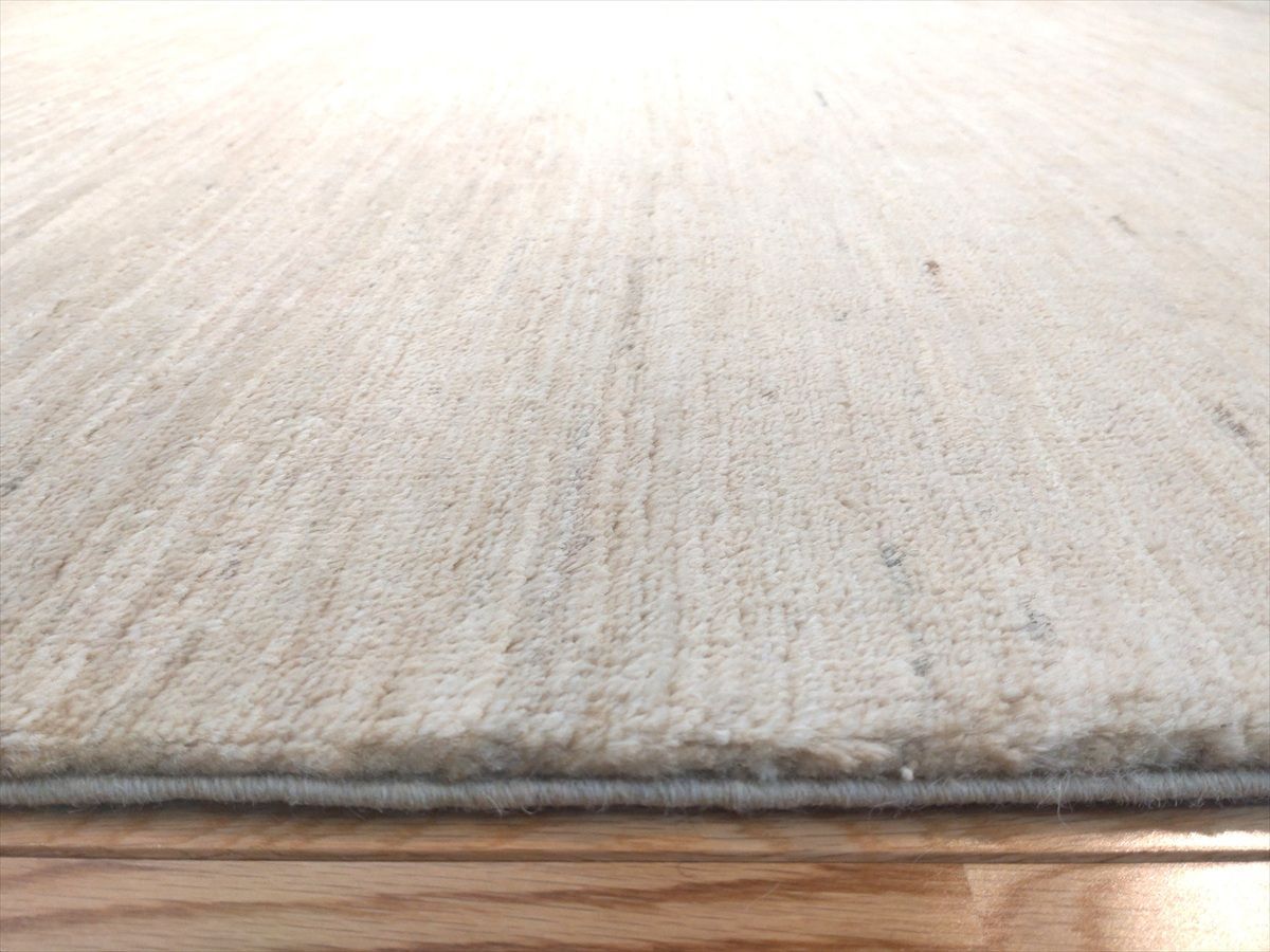 約250x200cm アイボリー