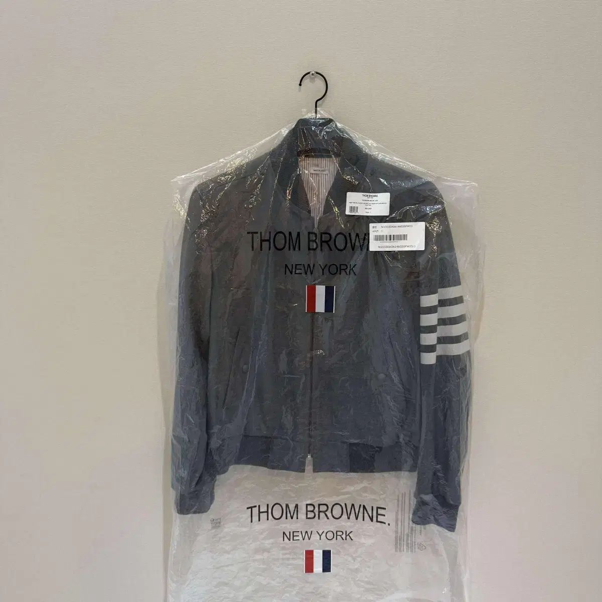 1 サイズ Thom Browne トム ブラウン 4bar ボンバー ジャケット
