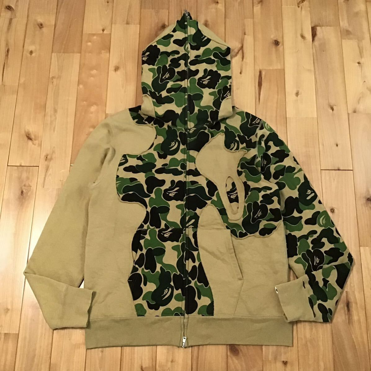 レディース A Bathing Ape カモフラージュパーカー L 【公式通販】