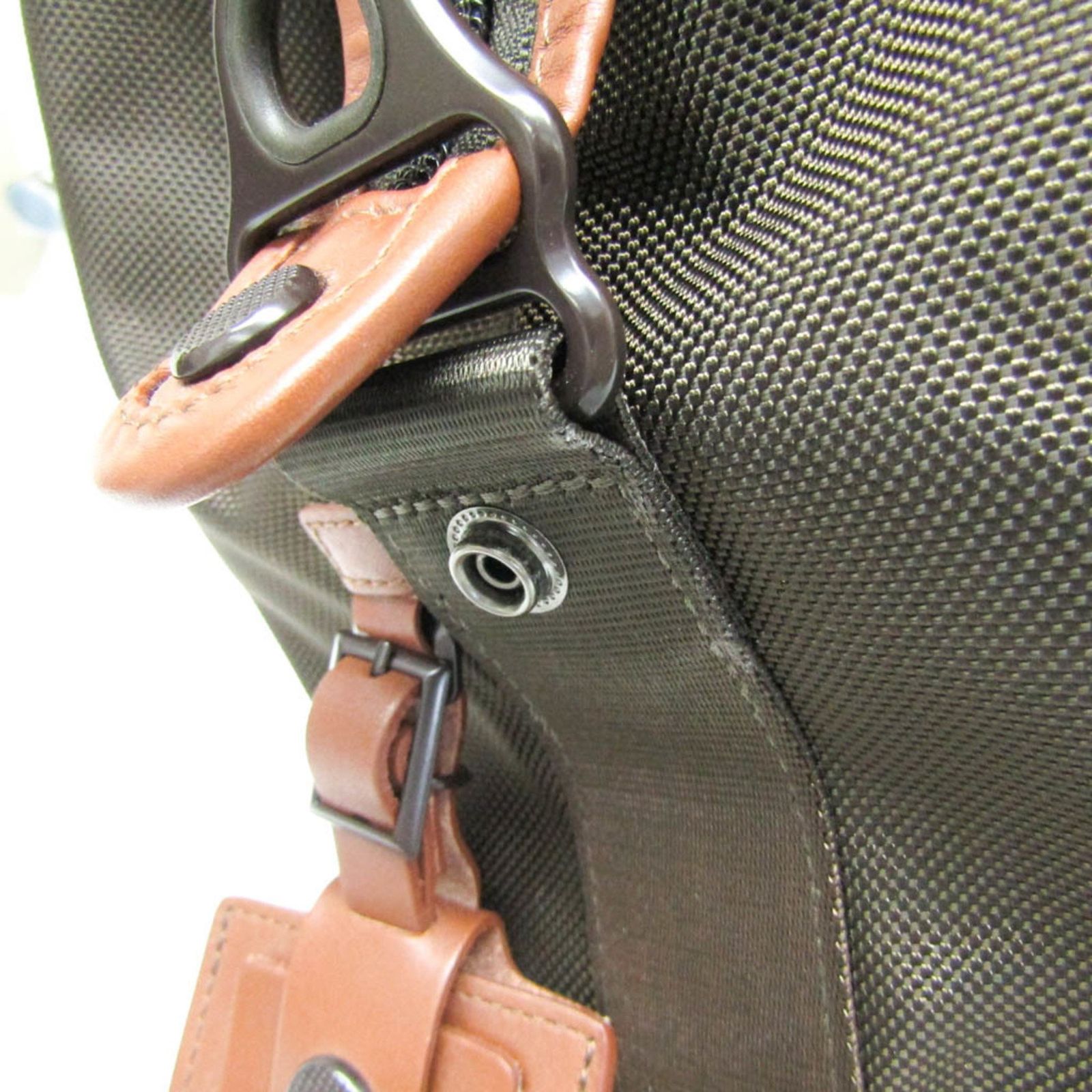 トゥミ(Tumi) アルファスモールソフトトラベルサチェル 22149ES2