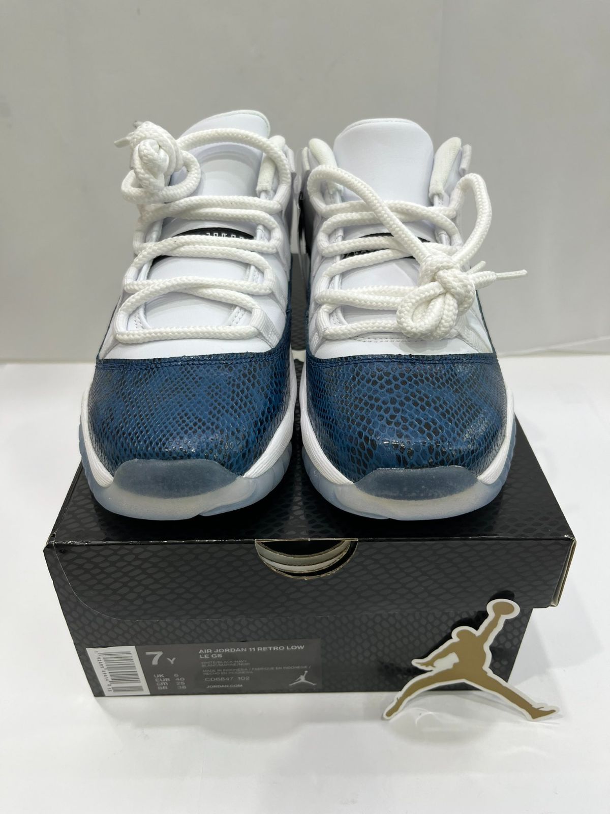 未使用 NIKE AIR JORDAN 11 RETRO LOW SNAKE NAVY 2019 GS 7Y 25cm ...