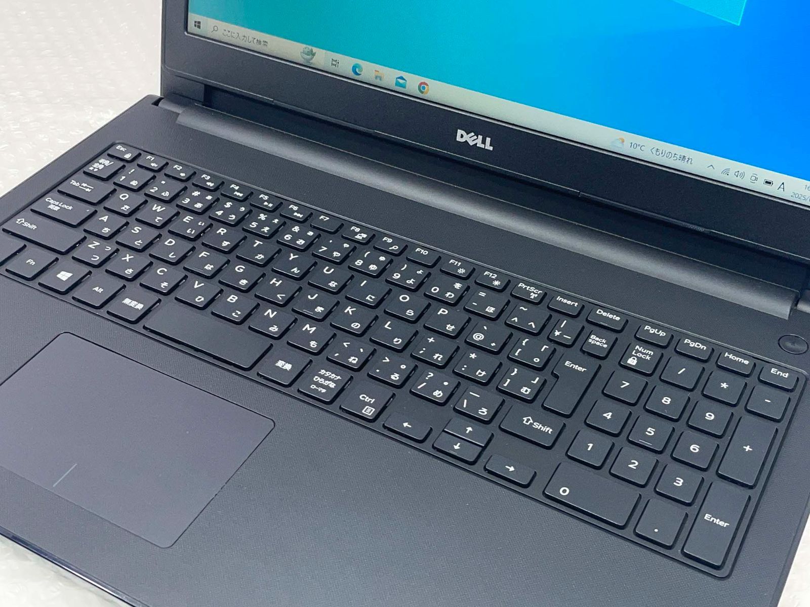 デル Dell Vostro 3561 Celeron J1800/4GB/500GB HDD/Windows10