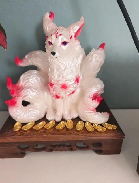 九尾狐仙 霊狐 装飾品 工芸品 美術品 置物 新品】九尾狐 置物 霊狐 招財 小狐狸 仙狐 佛堂 神像 装飾品