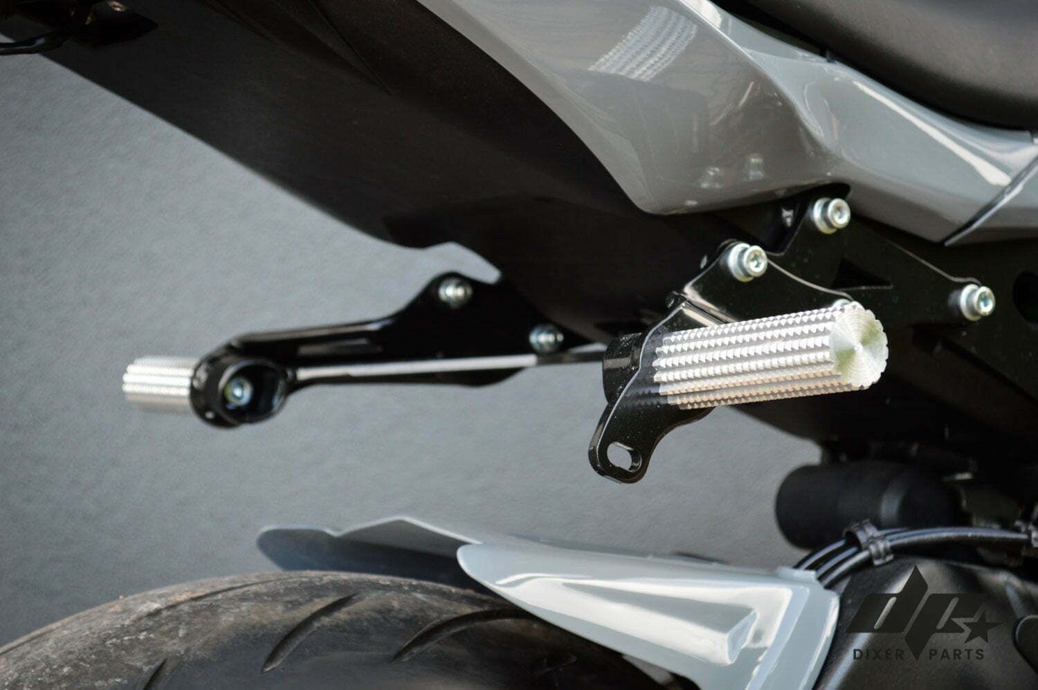 専用出品 Dixer Parts ZX-6R 636 (13-23) サブケージ - メルカリ