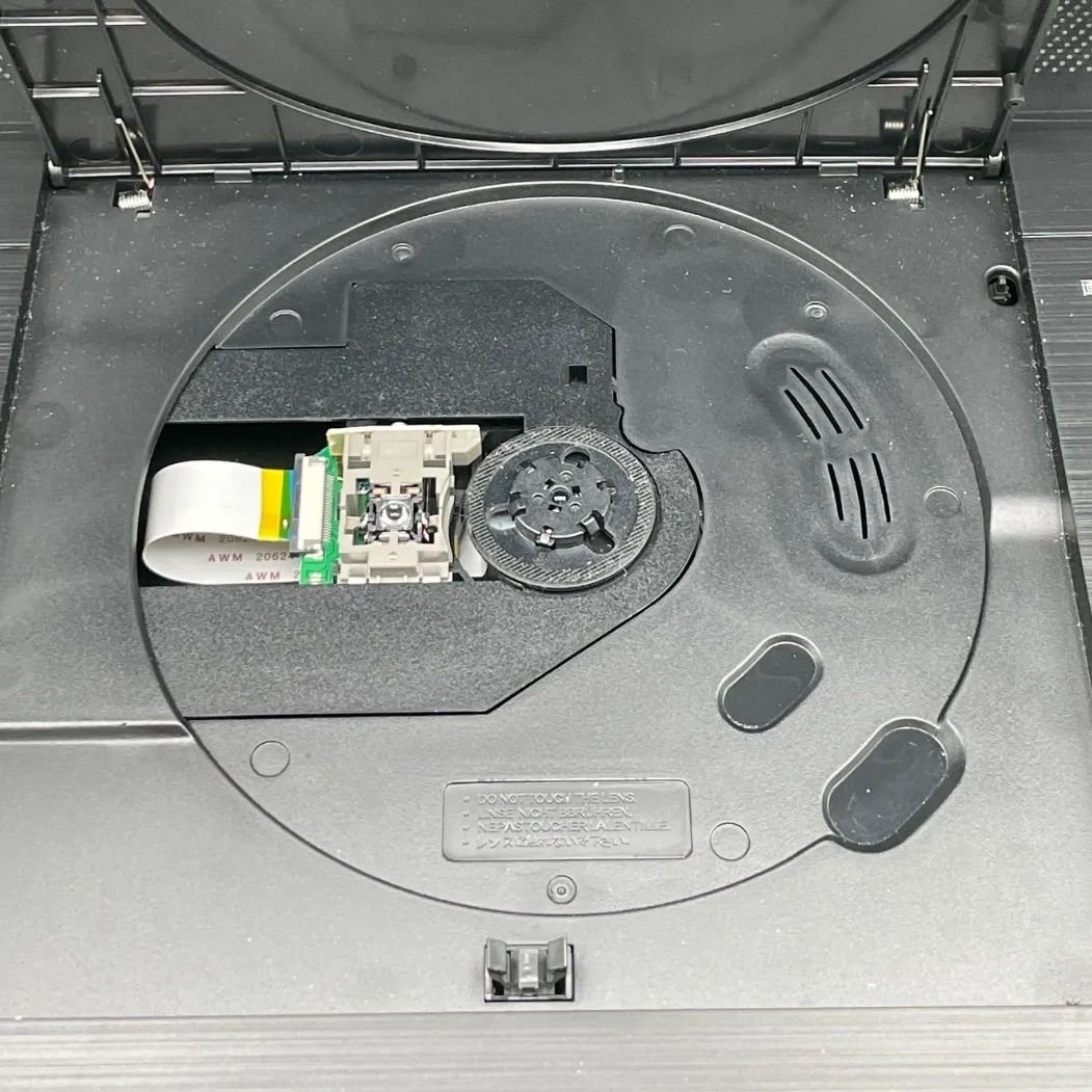 【未使用品】山善 14インチ ポータブルDVDプレーヤー DPD-L140 Amazon.co.jp: 山善 キュリオム ポータブルDVDプレーヤー 14