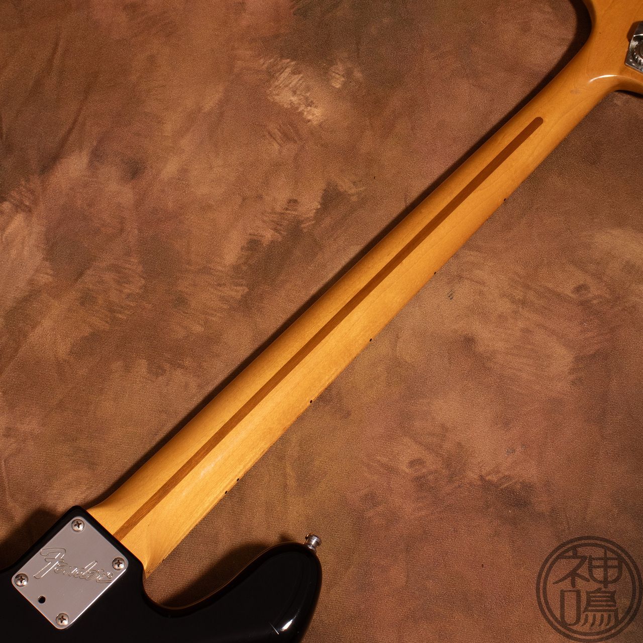 PEAVEY Cirrus ベース ルビーレッド（Made in USA） PEAVEY