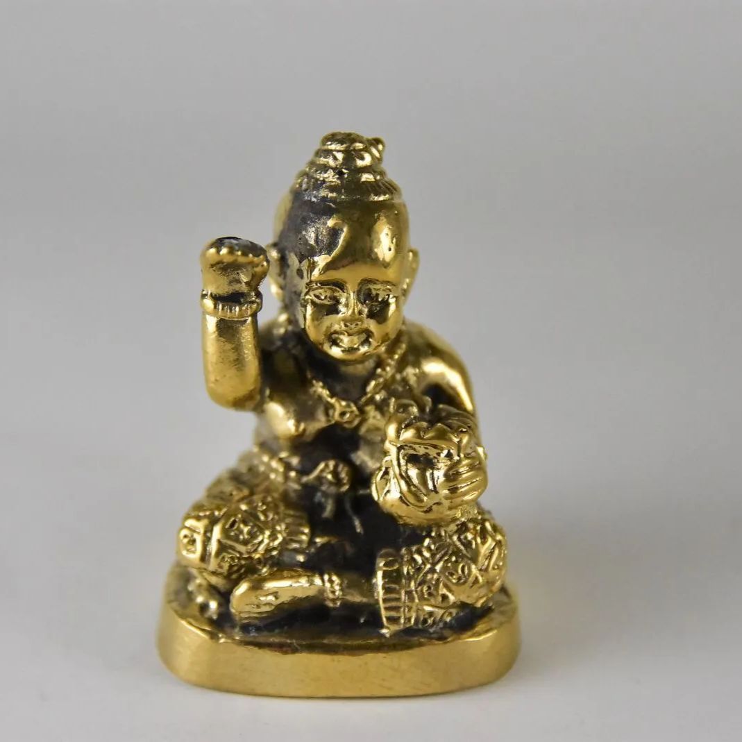 タイお守り　クマントーン　クルーバーチャイチャナ　仏暦2558年 タイお守り クマントーン クルーバーチャイチャナ 仏暦2558年