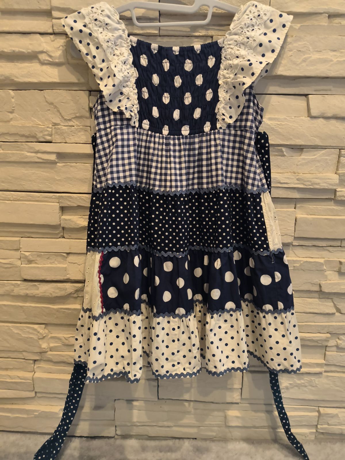 シャーリーをフリルさくらんぼワンピース