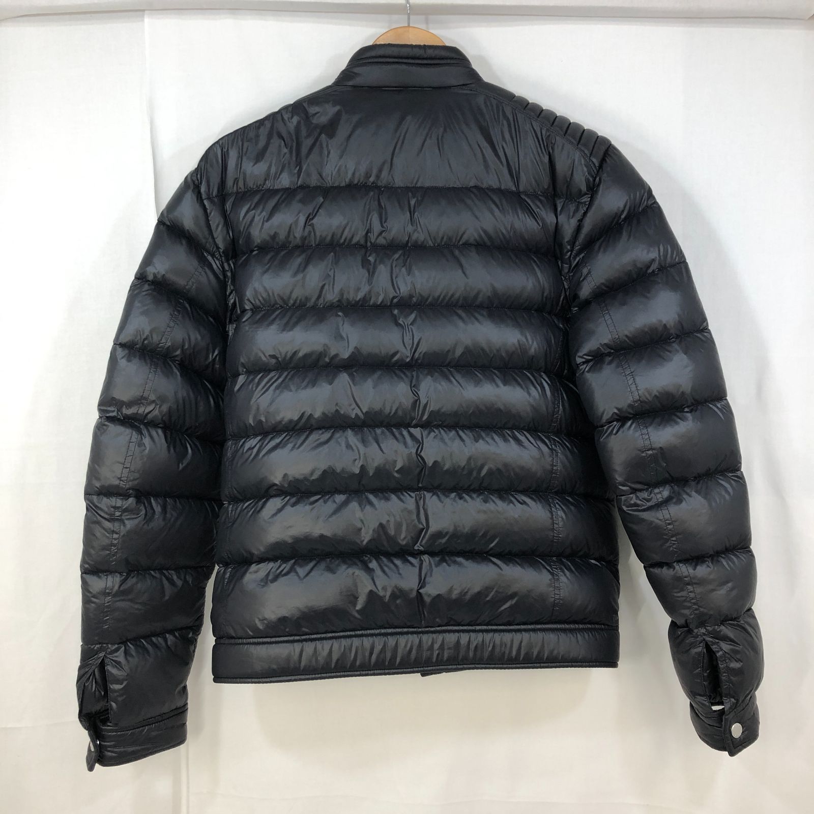 PRADA ブラック ダウンジャケット 48 PRADA プラダ ダウンジャケット ブラック サイズ48 - メルカリ
