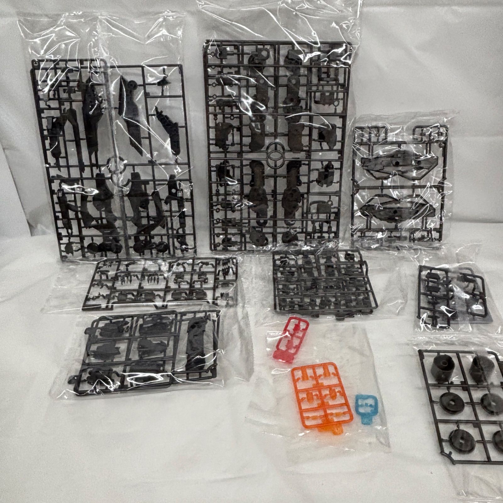 ヴェローチェ 1|24