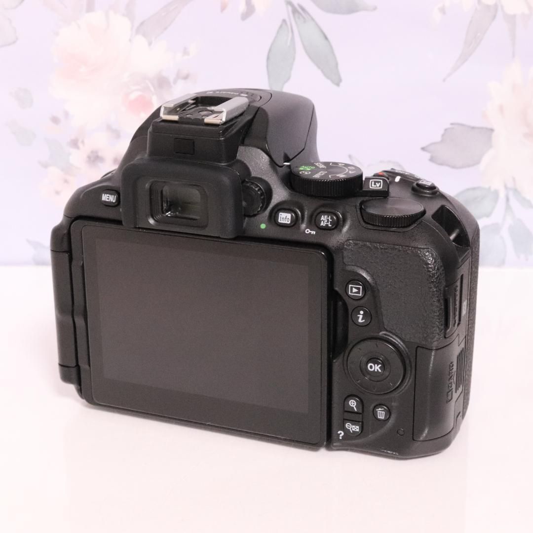 高性能&高画質の大人気一眼レフ☆スマホ転送OK♪ニコン D5600♡ Nikon デジタル一眼レフカメラ D5600 ダブルズームキット
