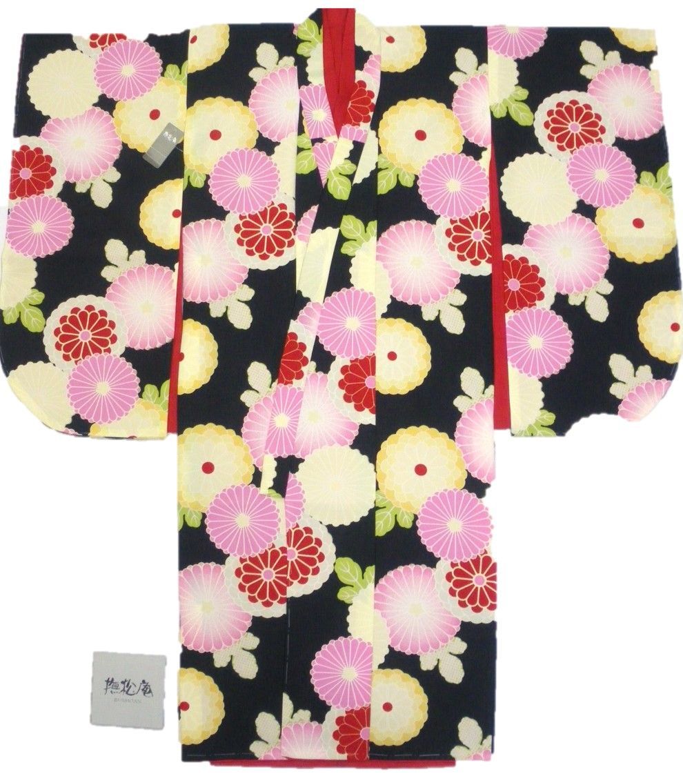 七五三や卒園式などに 7歳の女の子のうさぎの袴セット