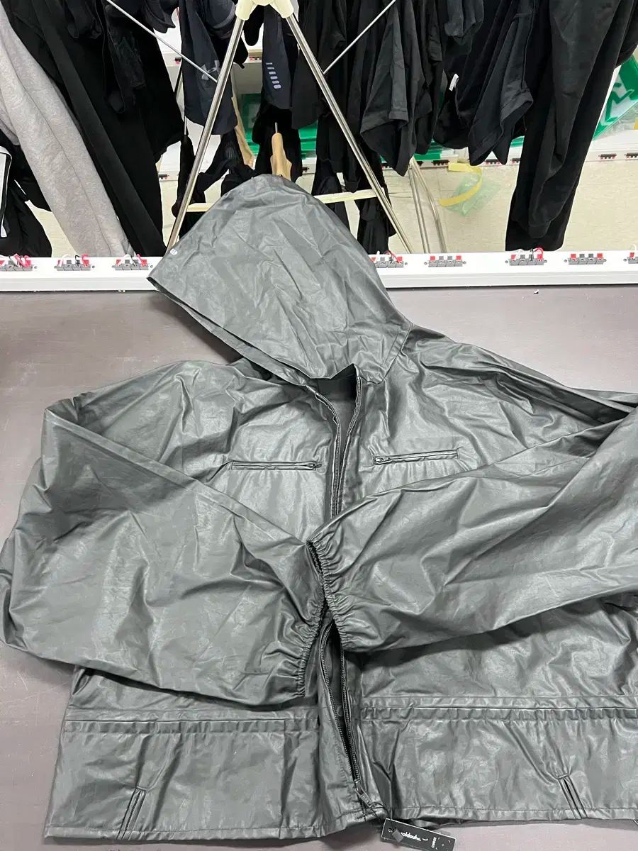 限定デザイン】FR2 金沢限定☆ビッグ刺繍パーカー 人気カラー グレー