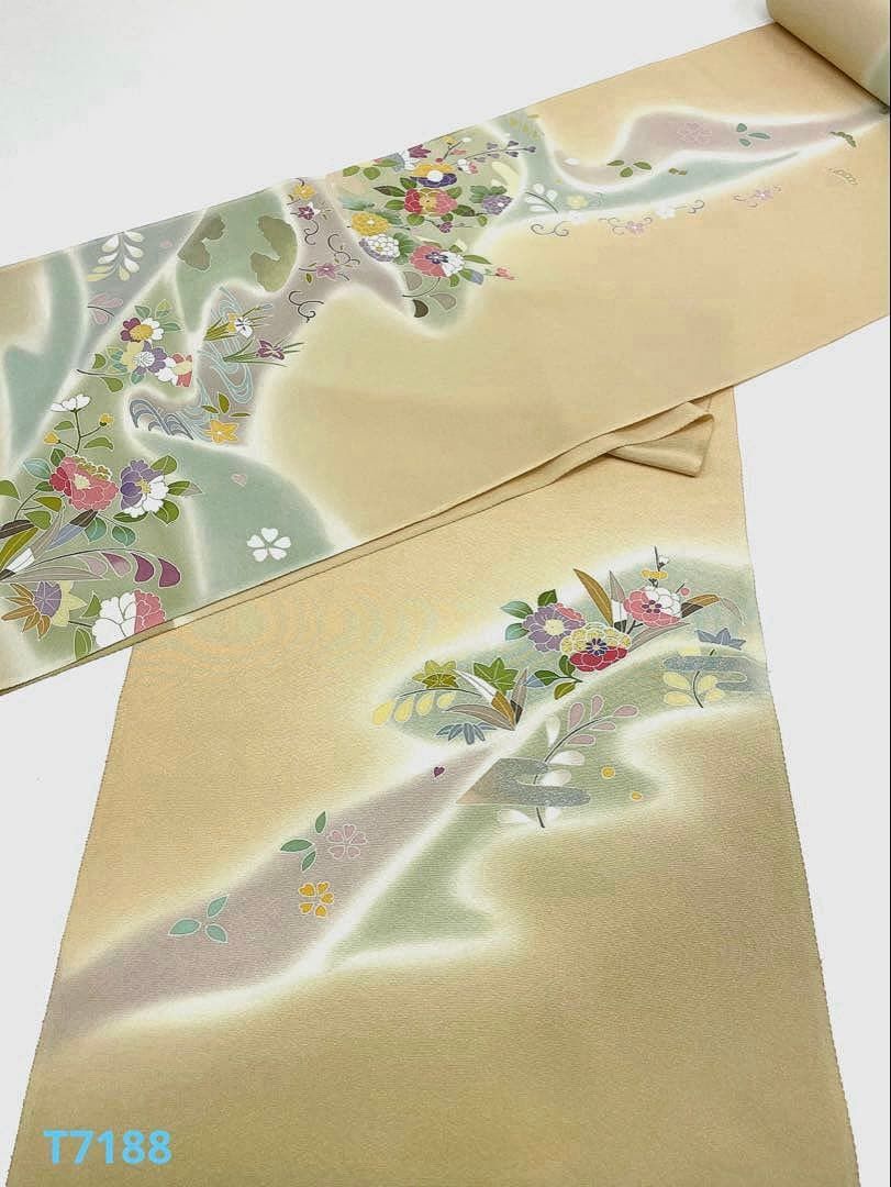 付け下げ 金彩 銀彩 浜ちりめん メロンイエロー色 正絹 反物 - メルカリ