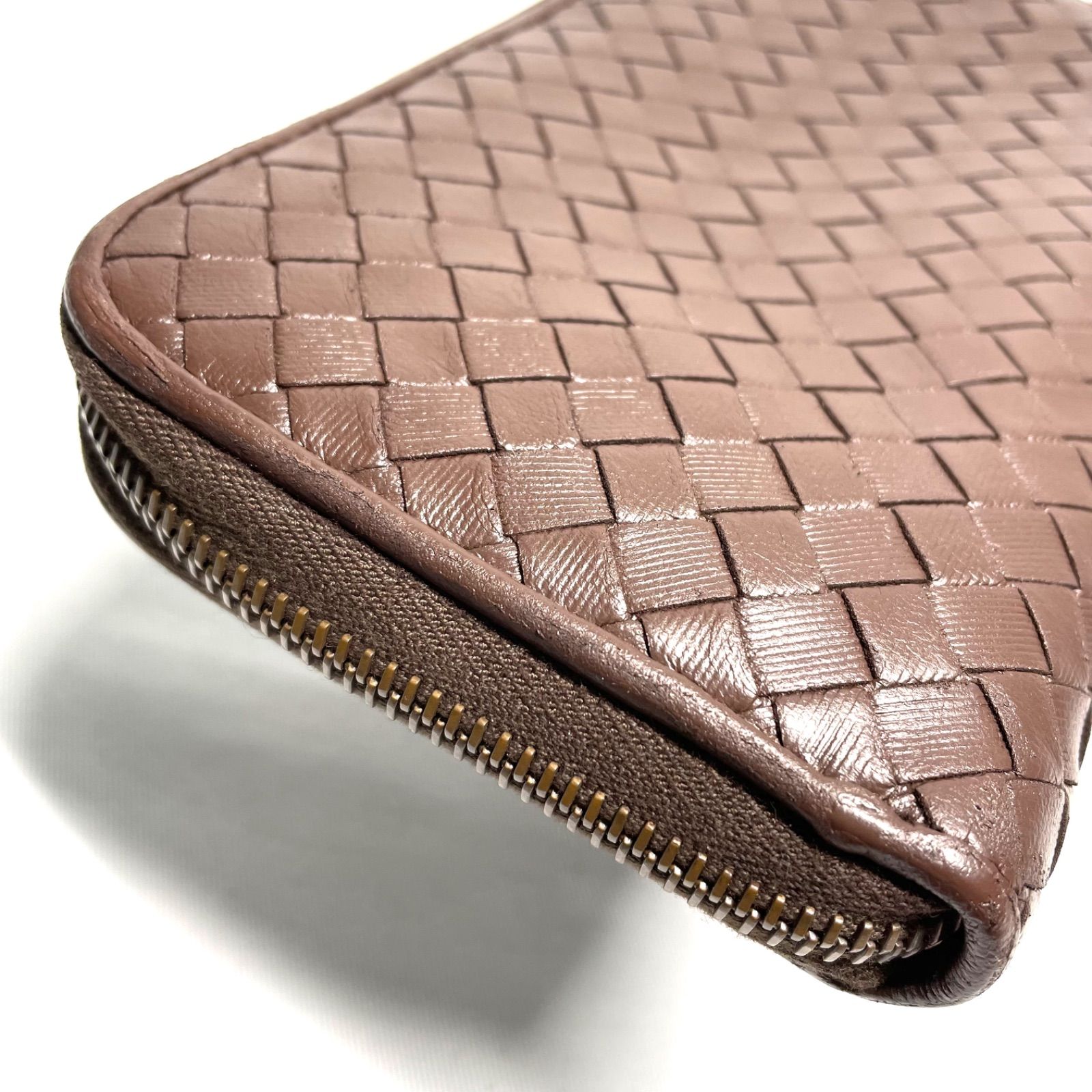 Bottega Veneta ボッテガ ヴェネタ イントレチャート 長財布 ブラウン 