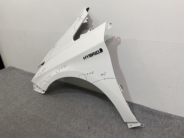 プリウス 30系/ZVW30 純正 左 フロント フェンダー スーパーホワイトII