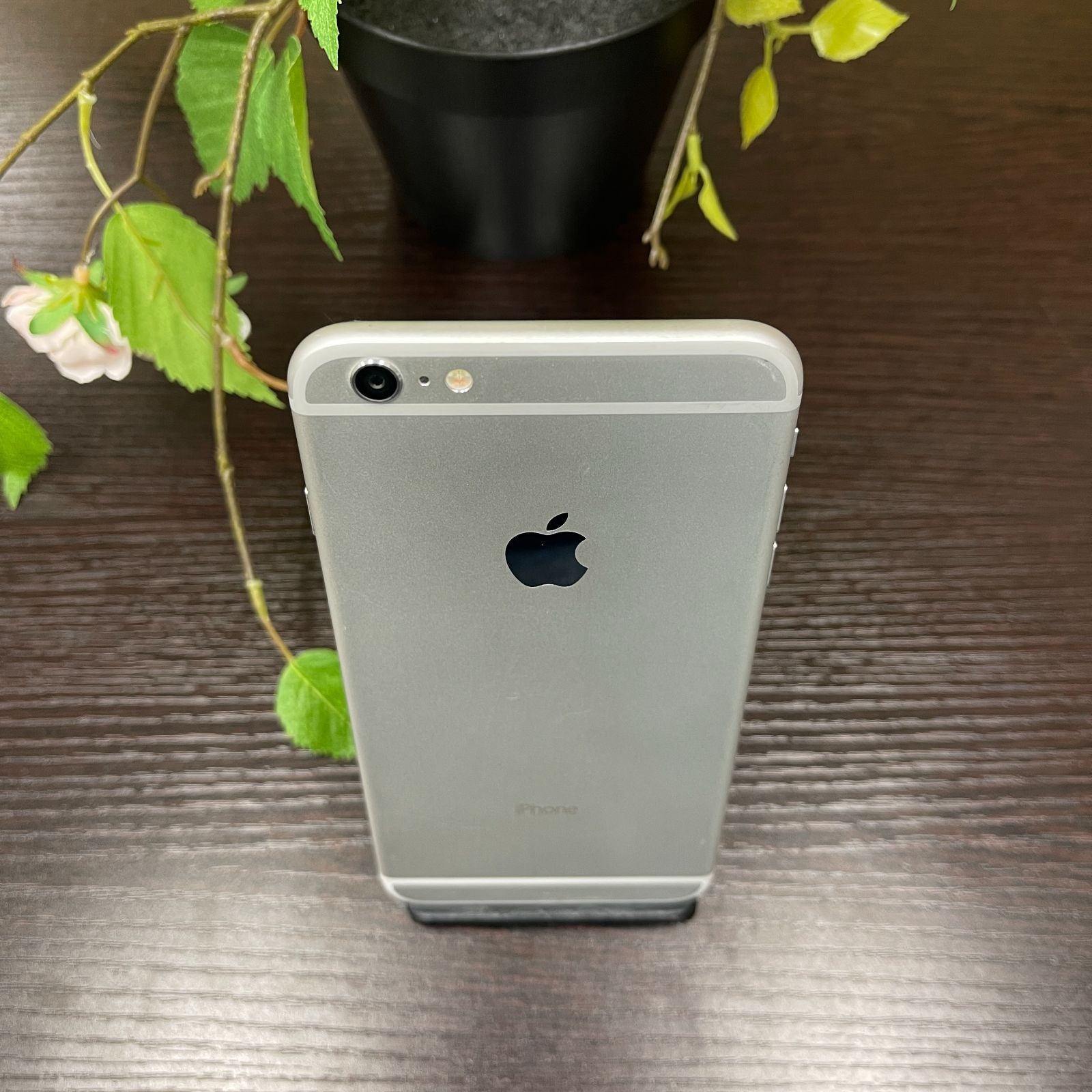 iPhone6 Plus 16GB シルバー 国内SIMフリー 送料無料 - メルカリ