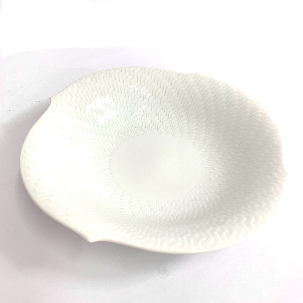 Meissen マイセン 波の戯れ サラダボウル 21cm ホワイト Meissen マイセン 波の戯れ サラダボウル 21cm ホワイト