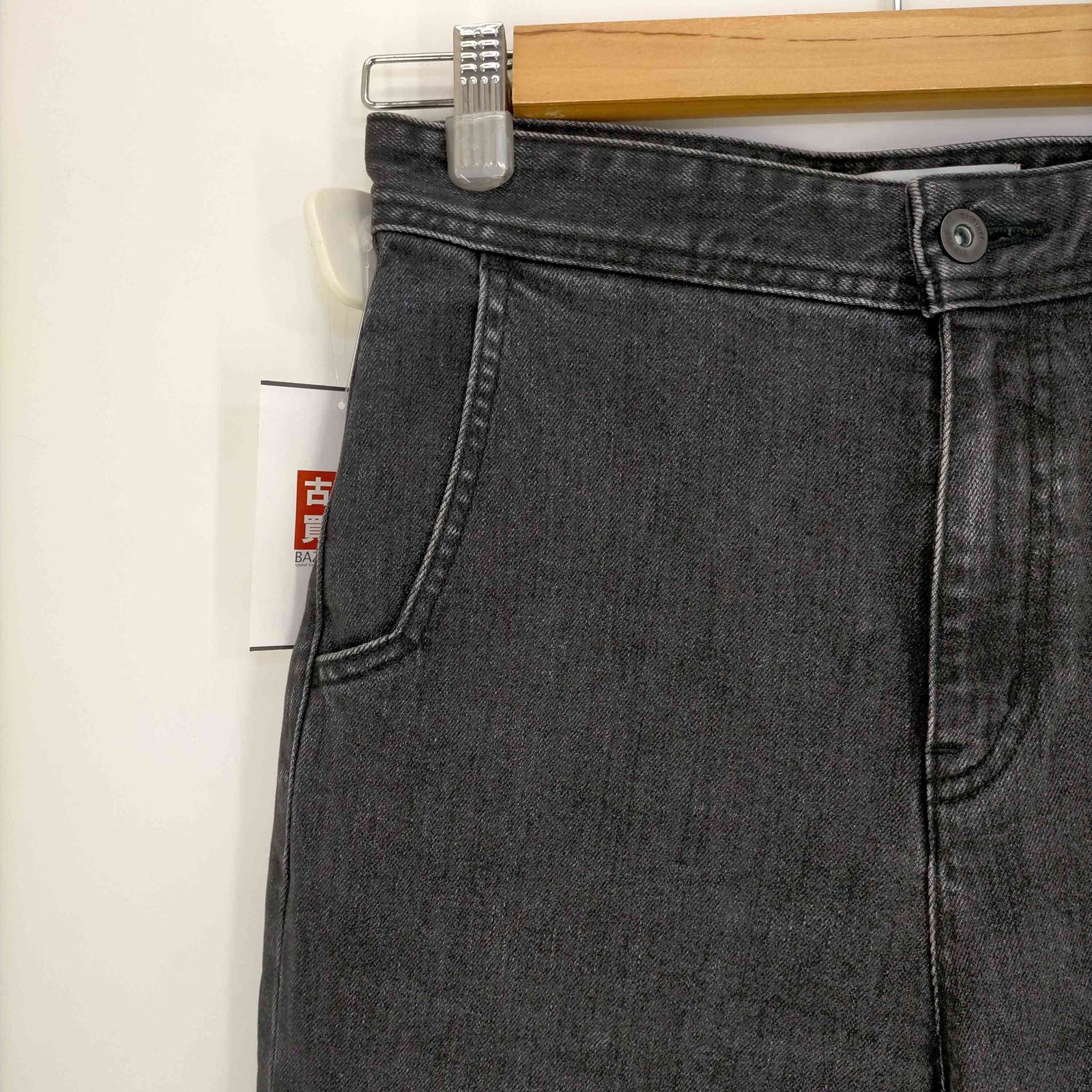 リムアーク RIM.ARK Slim fit denim レディース JPN：38 - メルカリ