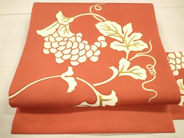 平和屋着物●塩瀬　九寸名古屋帯　駒刺繍　葡萄蔦の葉文　金糸　正絹　逸品　DAAX5617cm 平和屋着物○塩瀬 九寸名古屋帯 駒刺繍 葡萄蔦の葉文 金糸 正絹 逸品