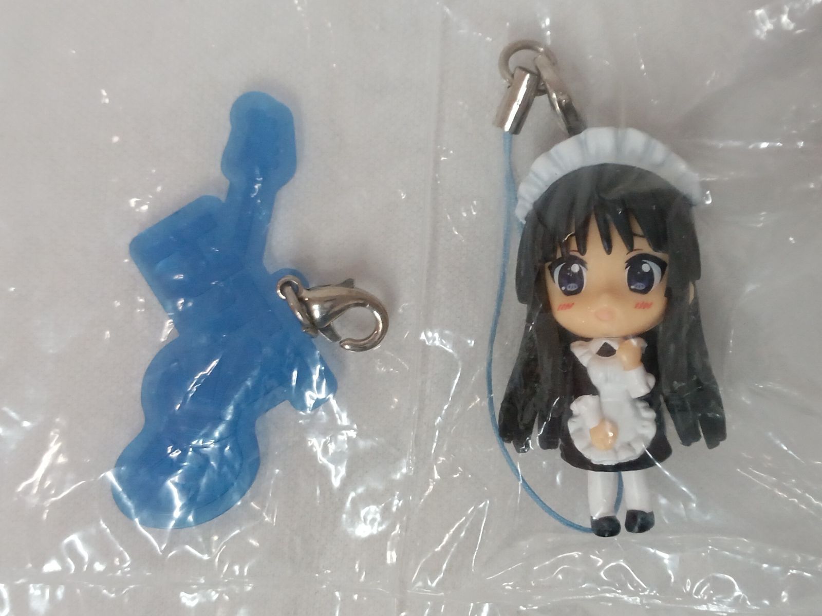 けいおん！ 秋山澪 きゅんキャラわーるど フィギュア ストラップ - メルカリ