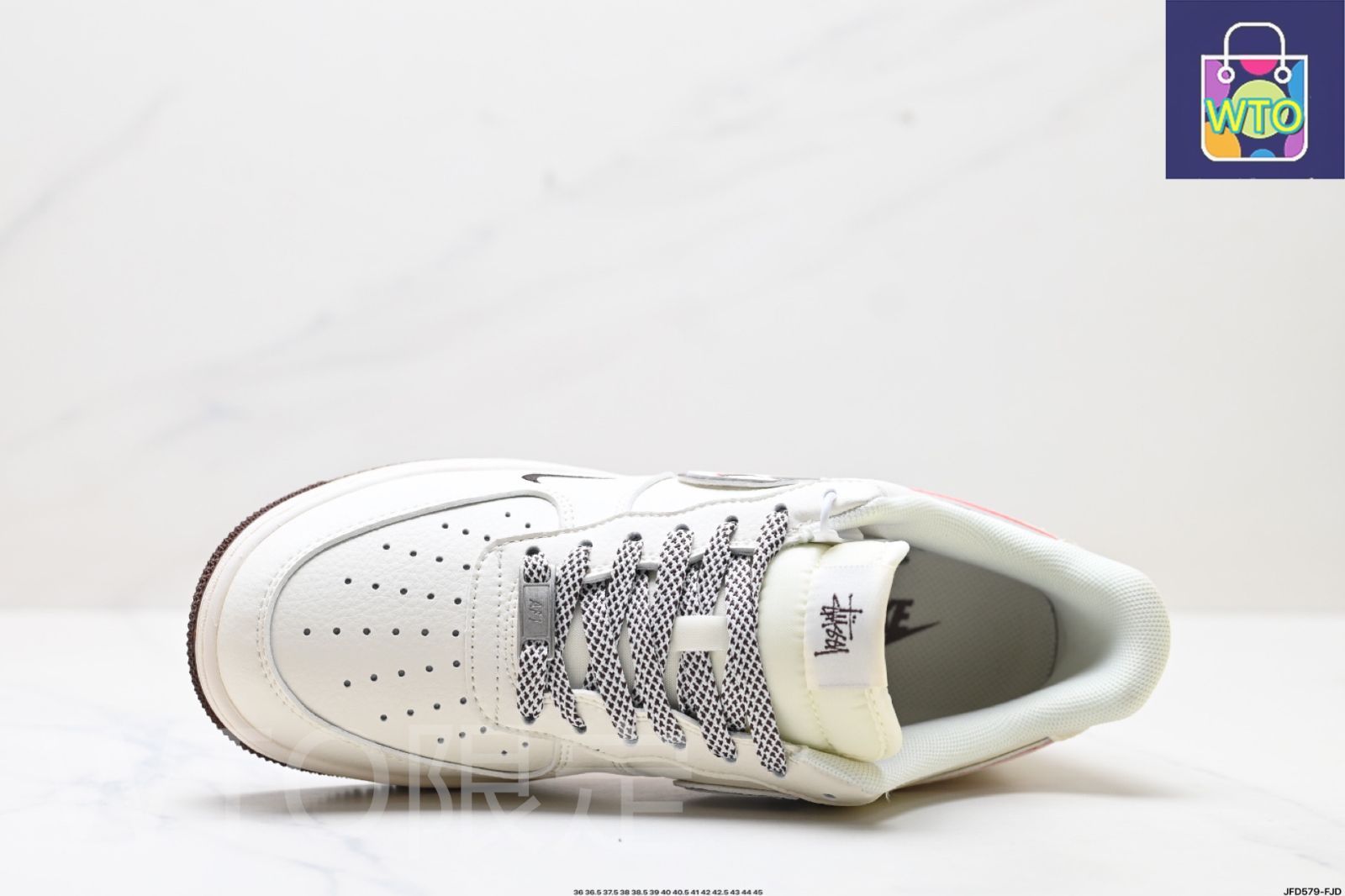 スケートボード NIKE AIR FORCE 1 '07 ESS 10.5 ナイキからスケートボード仕様の「エア フォース 1 SK8」が