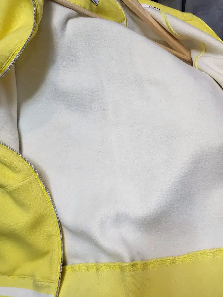 マークアンドロナ