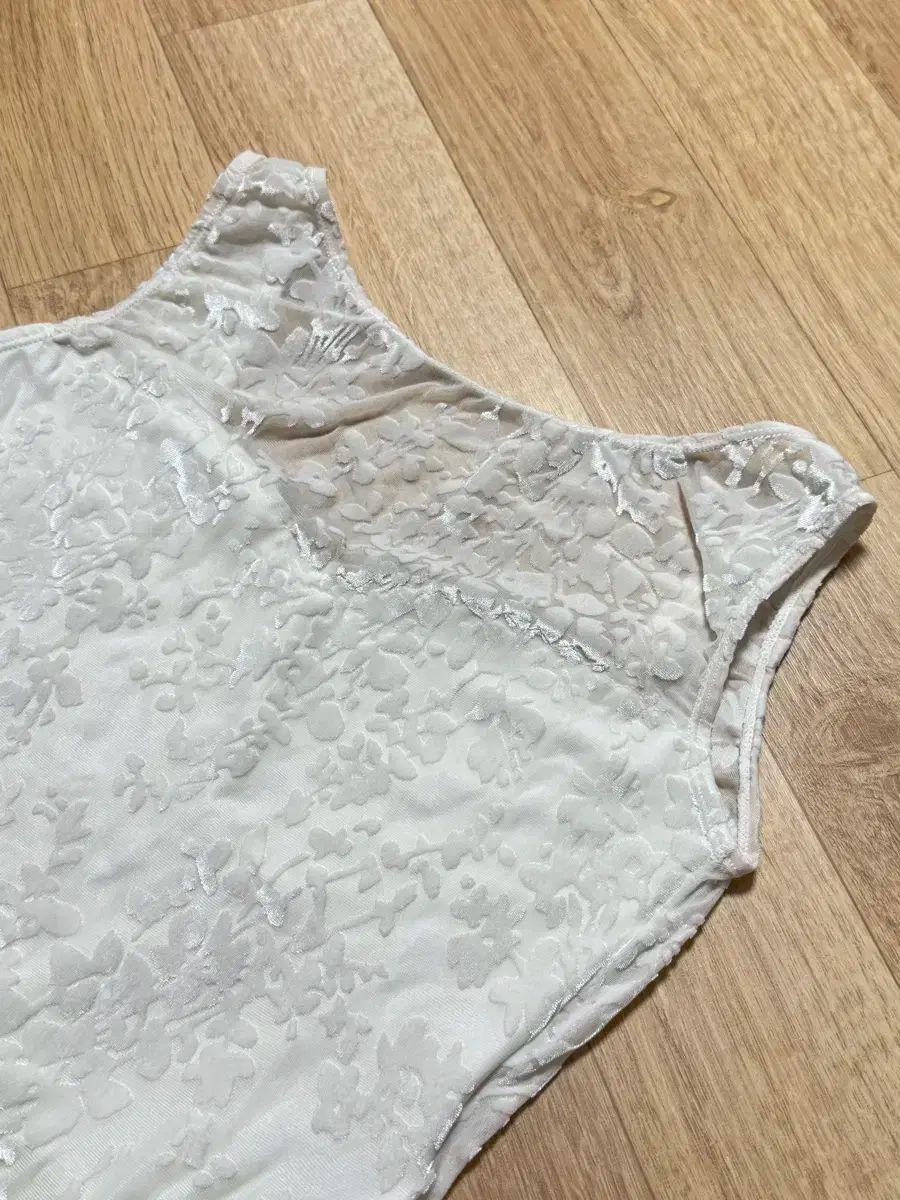 シソンヌ 純度 ホワイト クリーム レオタード L size