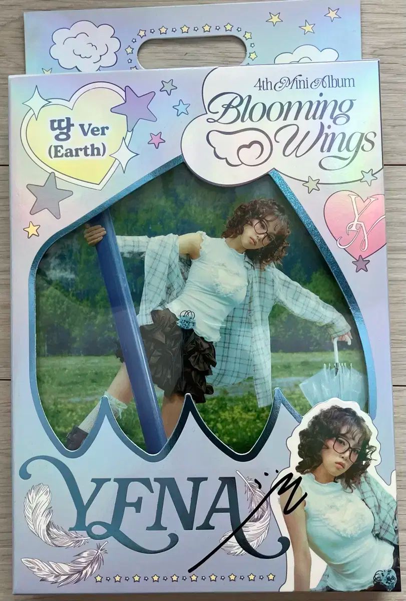 イェナ サイン入りアルバム チェ・イェナ(YENA) サイン入り サイン アルバム - メルカリ