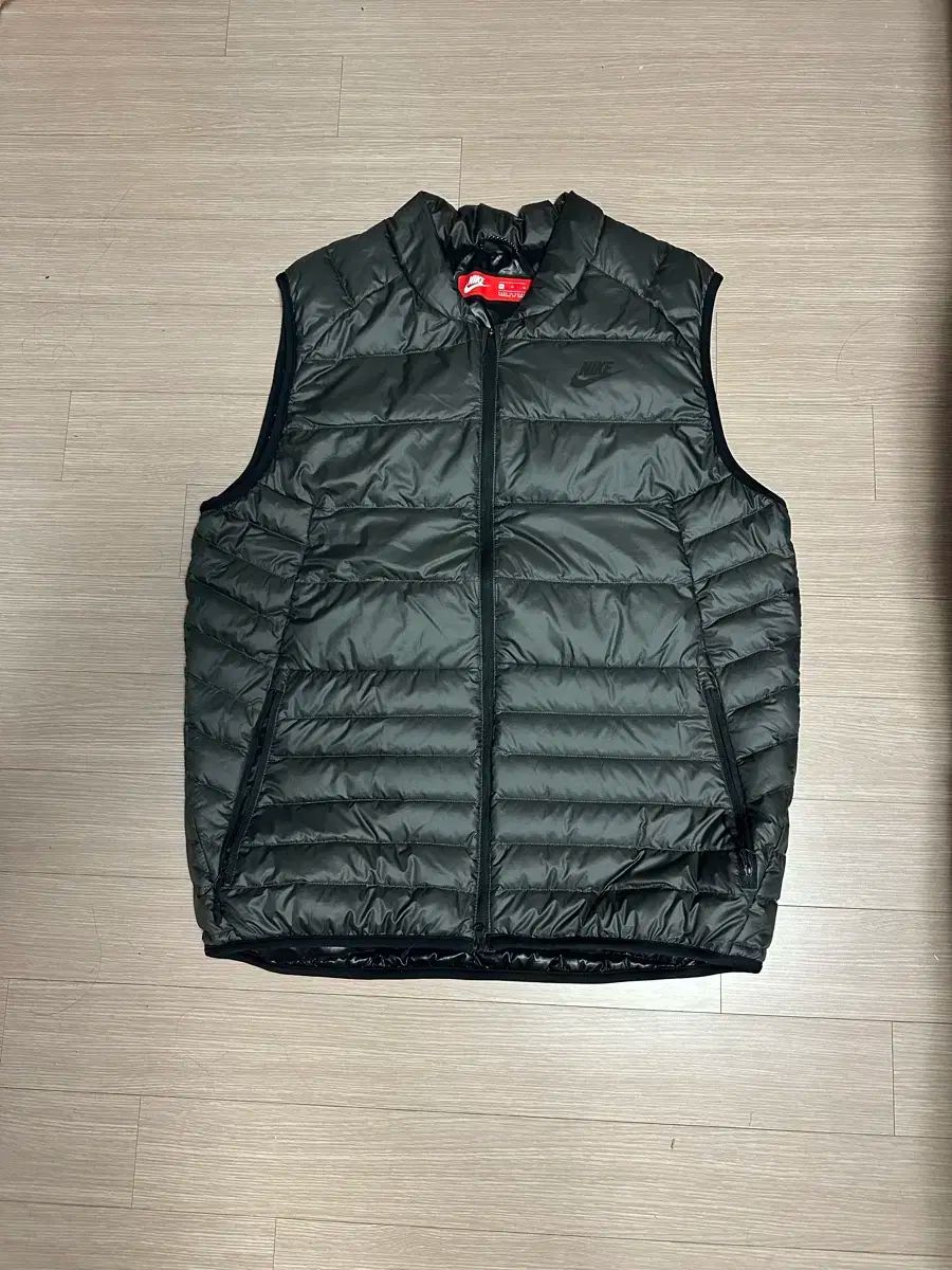 Nike(ナイキ） NSW ダウン フィル ベスト ギルド ベスト_中古品