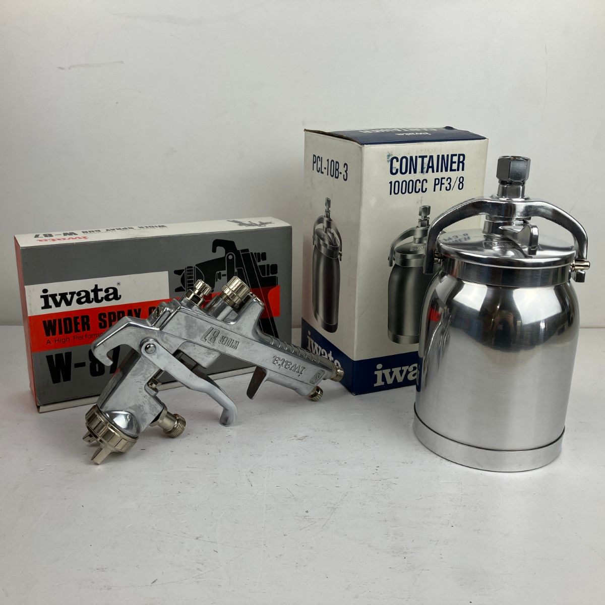 ЗЗANEST IWATA 1000cc 常圧 スプレーガン カップ付 W-87 PCL-10B-3 シルバー