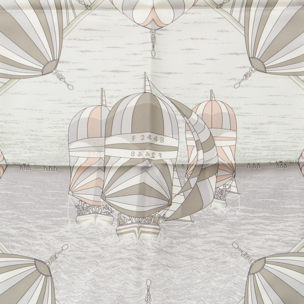 エルメス シルク カレ90 SPINNAKERS スピンネーカー スカーフ ベージュ