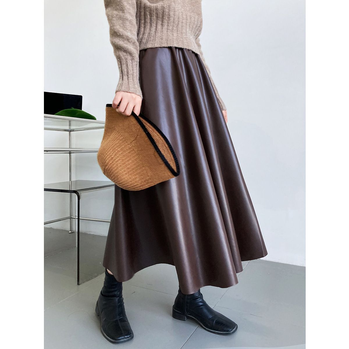 レディース新品未使用leather flare skirt - ロングスカート