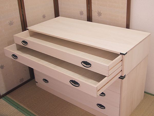 桐タンス