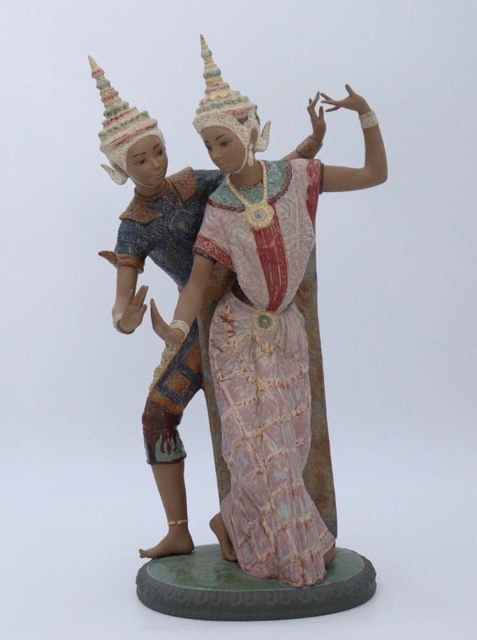 リヤドロ LLADRO タイの踊り子 Thai Dancers フィギュリン 陶器人形 置物