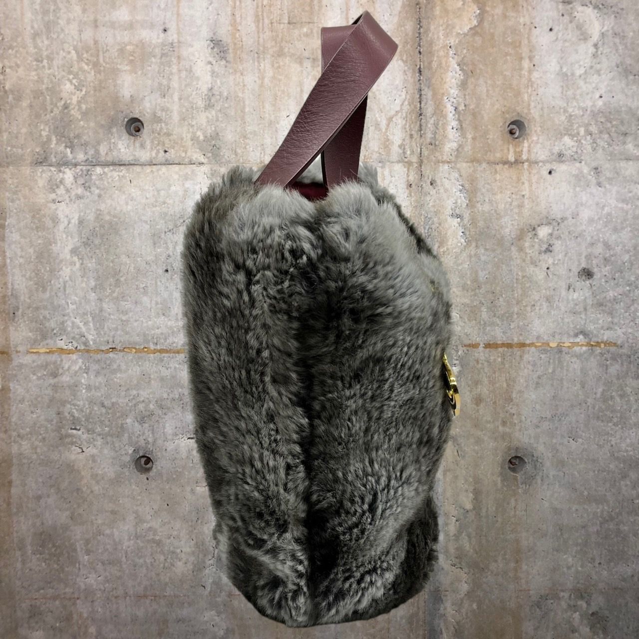 Vivienne Westwood(ヴィヴィアンウエストウッド) orb charm eco fur 