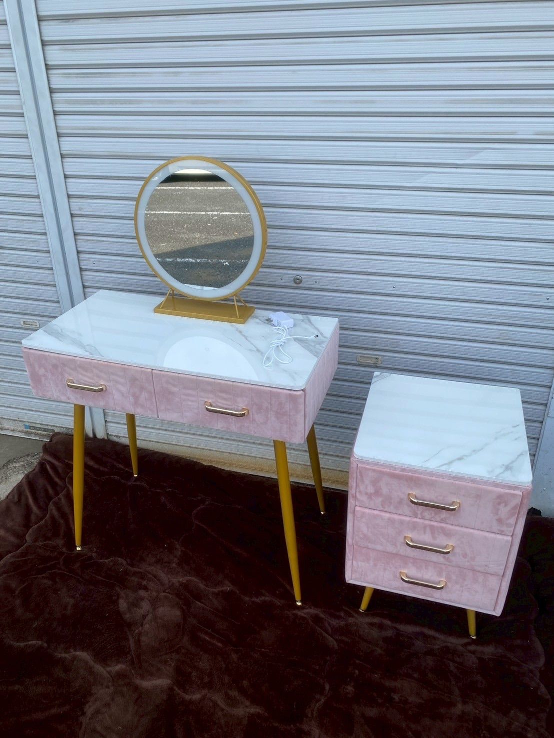 成約済み】大理石風 ドレッサーセット サイドテーブル 鏡付き※椅子は