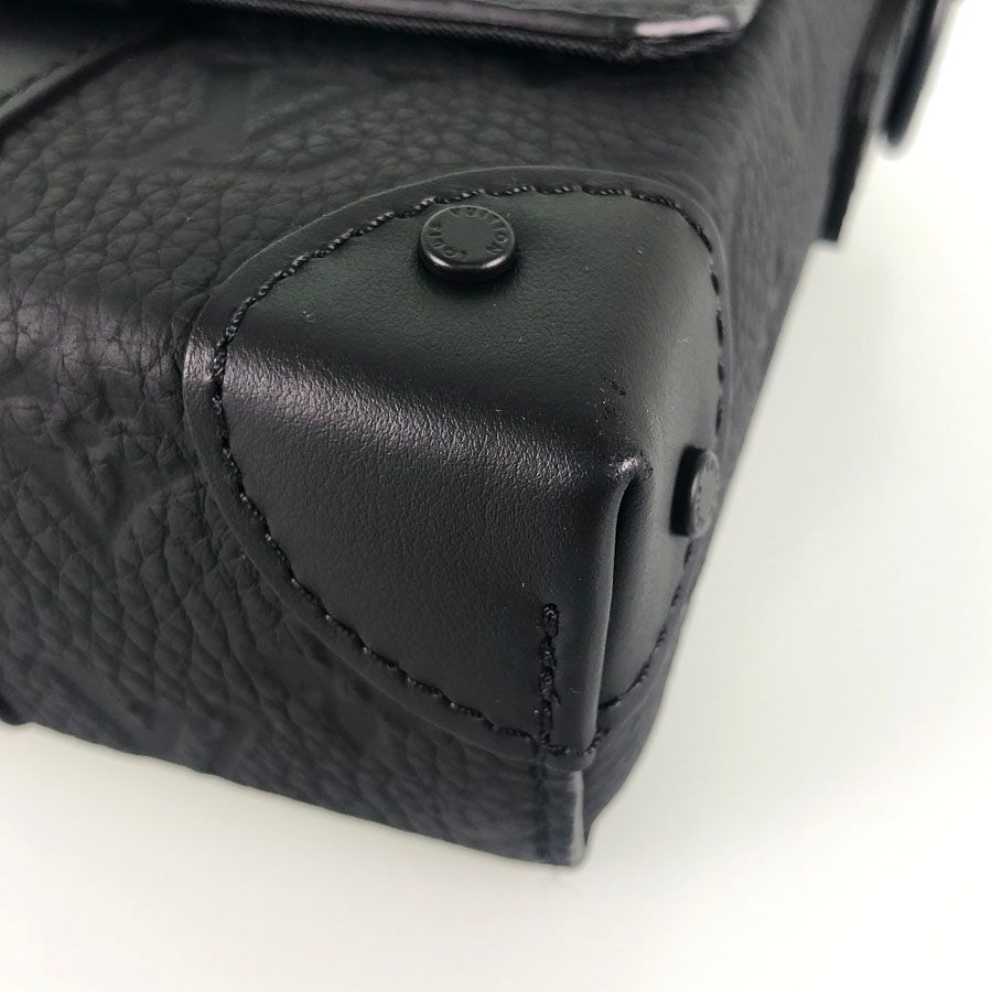 ルイヴィトン トリヨン モノグラム トランク メッセンジャー PM M57726